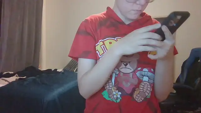 Snapshot of KaliSnow199623 chatting on 10-14-25, 03:51 KaliSnow199623 online show from 10-14-25, 03:51