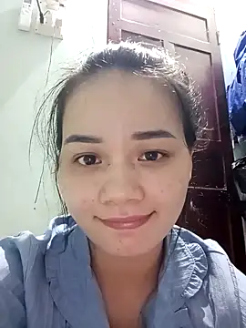 Ngoc-Trinh online show from 12-14-24, 06:02