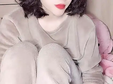 Snapshot of Pink_cream chatting on 12-25-24, 03:38 Pink cream online show from 12-25-24, 03:38