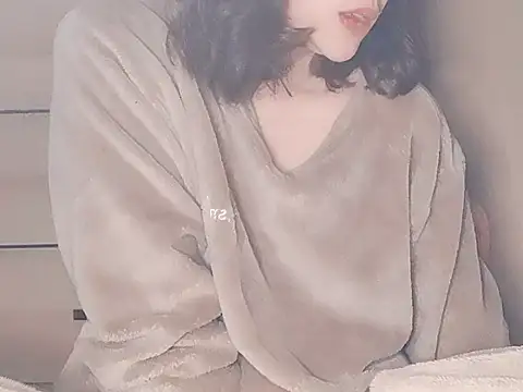 Snapshot of Pink_cream chatting on 03-07-25, 04:33 Pink cream online show from 03-07-25, 04:33