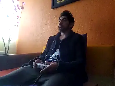 Angel Coronel online show from 01-11-25, 06:44