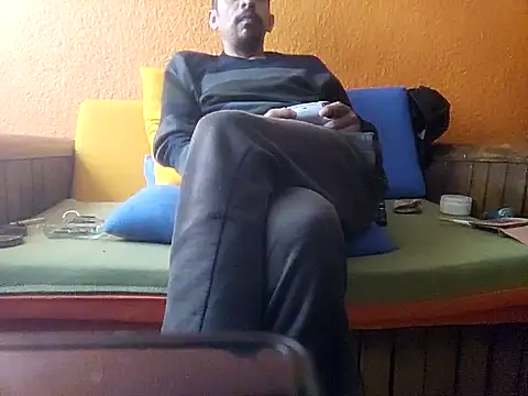Angel Coronel online show from 02-12-25, 05:05