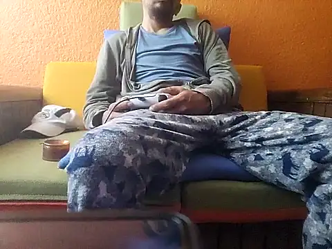 Angel Coronel online show from 02-18-25, 06:37
