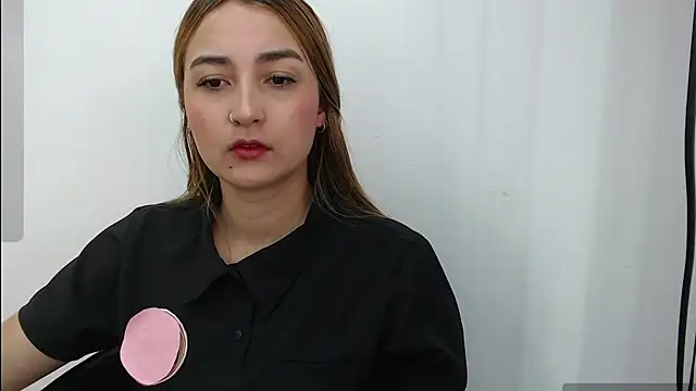 salome  lopez  online show from 11-21-25, 01:54