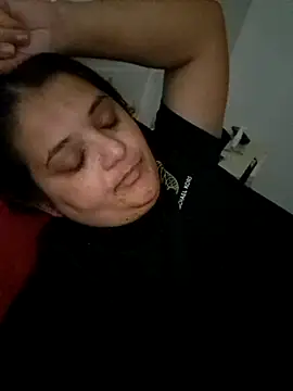 Snapshot of sarahhh1987 chatting on 11-04-25, 06:40 sarahhh1987 online show from 11-04-25, 06:40