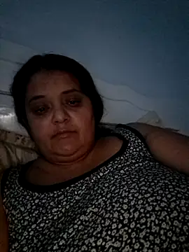 Snapshot of sarahhh1987 chatting on 11-07-25, 02:28 sarahhh1987 online show from 11-07-25, 02:28