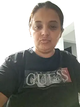 Snapshot of sarahhh1987 chatting on 11-08-25, 06:35 sarahhh1987 online show from 11-08-25, 06:35