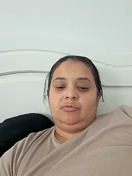 Snapshot of sarahhh1987 chatting on 11-10-25, 09:08 sarahhh1987 online show from 11-10-25, 09:08