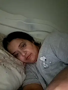 Snapshot of sarahhh1987 chatting on 11-14-25, 07:23 sarahhh1987 online show from 11-14-25, 07:23