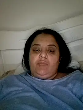 Snapshot of sarahhh1987 chatting on 11-17-25, 06:03 sarahhh1987 online show from 11-17-25, 06:03