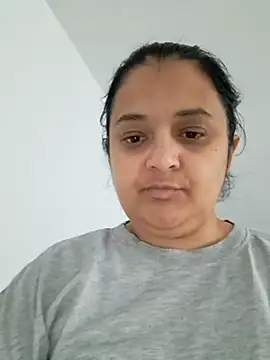 Snapshot of sarahhh1987 chatting on 11-21-25, 09:41 sarahhh1987 online show from 11-21-25, 09:41