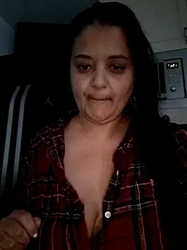 Snapshot of sarahhh1987 chatting on 11-28-25, 06:27 sarahhh1987 online show from 11-28-25, 06:27