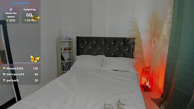 Snapshot of AnntoniaWood chatting on 01-15-25, 05:58 AnntoniaWood online show from 01-15-25, 05:58