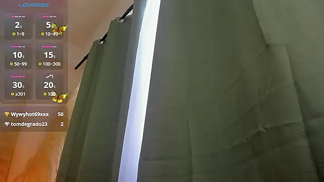 Snapshot of AnntoniaWood chatting on 02-20-25, 05:18 AnntoniaWood online show from 02-20-25, 05:18