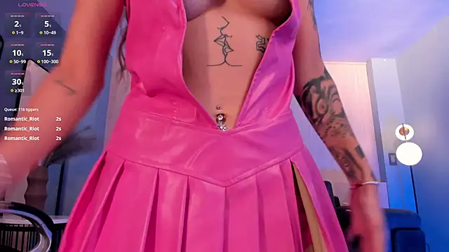 HannaConnor  online show from 03-01-25, 02:26