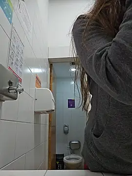 mmmVirginia online show from 10-25-25, 03:40