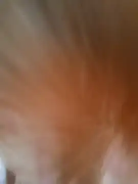 Snapshot of M_yiyi chatting on 12-04-25, 11:13 M yiyi online show from 12-04-25, 11:13