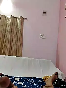 Snapshot of roadtucker123 chatting on 02-03-25, 10:32 roadtucker123 online show from 02-03-25, 10:32