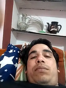 Snapshot of roadtucker123 chatting on 03-08-25, 06:05 roadtucker123 online show from 03-08-25, 06:05