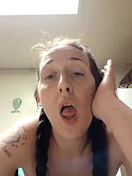 PhatAss Kummmilla online show from 04-28-26, 11:04