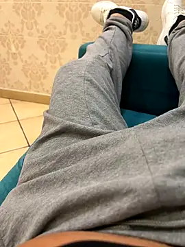 Snapshot of Teloficco chatting on 12-07-24, 12:08 Teloficco online show from 12-07-24, 12:08