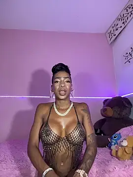 Snapshot of Canndy88htxx chatting on 05-16-26, 02:41 Canndy88htxx online show from 05-16-26, 02:41