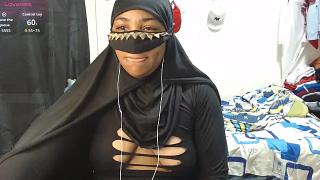 Aaliyah brown online show from 11-12-25, 08:15