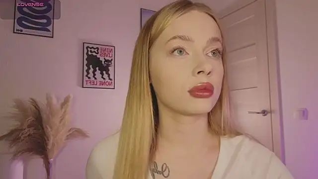  MayShy  online show from 03-18-25, 09:53