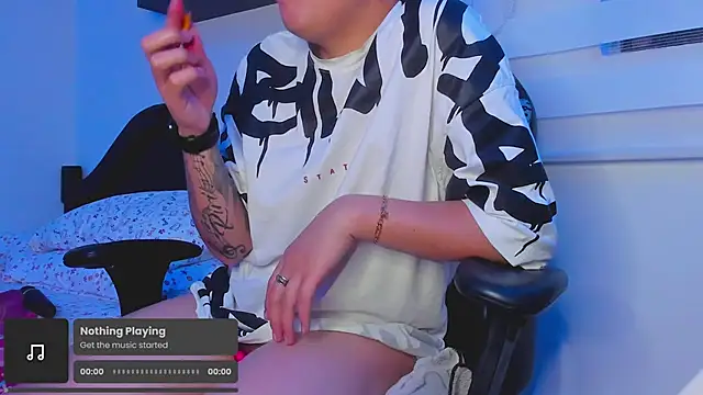 Snapshot of Sexyboy_666 chatting on 09-20-25, 05:52 Sexyboy 666 online show from 09-20-25, 05:52