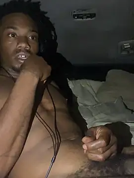 SlimeCrownzOut5 online show from 12-22-24, 02:17