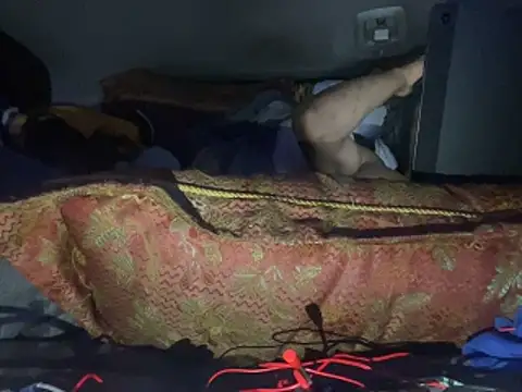 SlimeCrownzOut5 online show from 02-10-26, 08:18