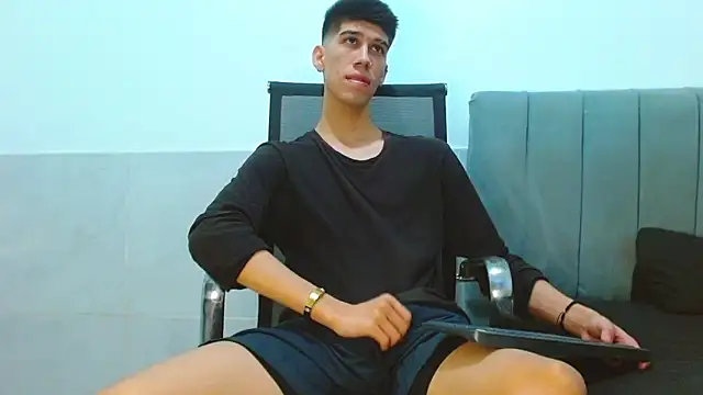 jhony-sex online show from 04-22-26, 07:22