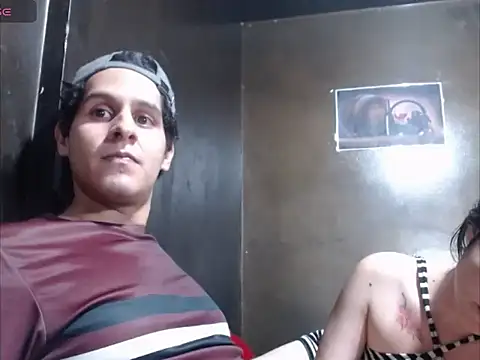 blackwolf whitebee online show from 11-15-25, 03:48