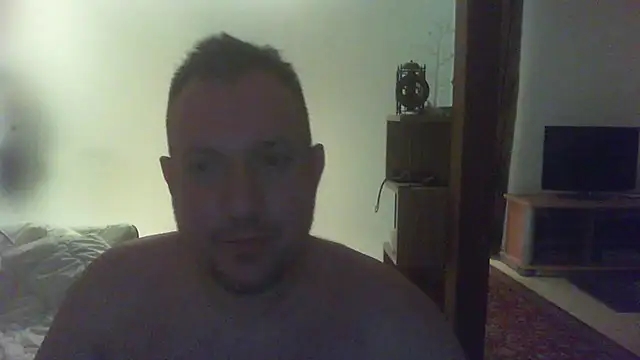 Snapshot of Mike_12hot chatting on 03-04-26, 06:47 Mike 12hot online show from 03-04-26, 06:47