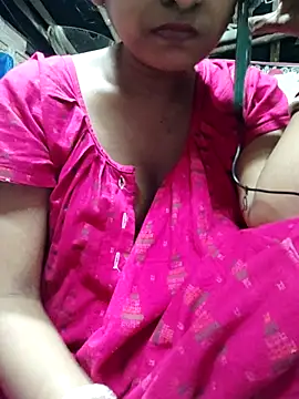 Snapshot of Bengoli--bhabhi chatting on 03-02-25, 09:21 Bengoli--bhabhi online show from 03-02-25, 09:21