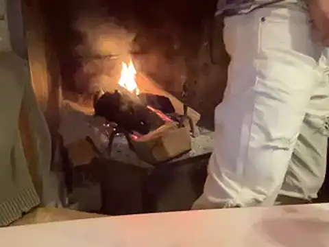 Snapshot of ExtraLotto chatting on 01-01-25, 05:00 ExtraLotto online show from 01-01-25, 05:00