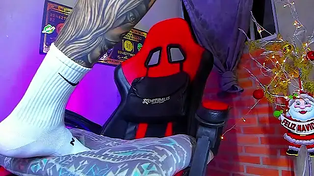 smoker445 online show from 11-30-25, 07:34