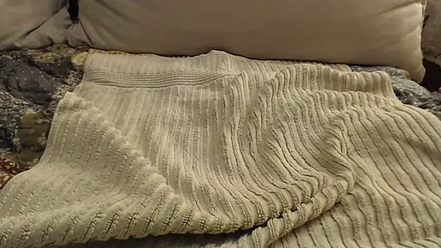 Snapshot of Heartclass chatting on 03-19-25, 09:27 Heartclass online show from 03-19-25, 09:27