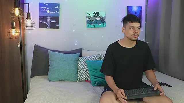 Cleoanubis- online show from 10-29-25, 06:15