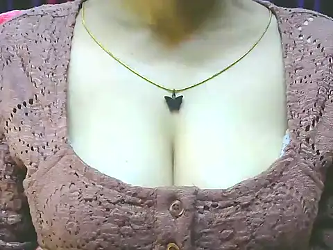 Snapshot of ishmita99 chatting on 11-16-25, 12:44 ishmita99 online show from 11-16-25, 12:44