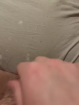 Leanaa Jolly online show from 12-17-24, 03:49