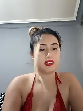 Snapshot of afrodizyak chatting on 02-13-25, 11:17 afrodizyak online show from 02-13-25, 11:17