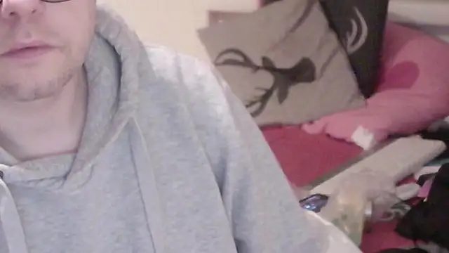 Snapshot of larsgessner30 chatting on 02-08-26, 10:57 larsgessner30 online show from 02-08-26, 10:57