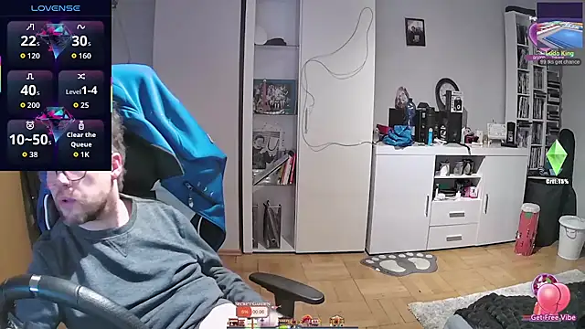 Snapshot of larsgessner30 chatting on 03-07-26, 10:40 larsgessner30 online show from 03-07-26, 10:40