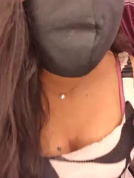 Snapshot of Tanvi-patil chatting on 09-29-25, 04:23 Tanvi-patil online show from 09-29-25, 04:23