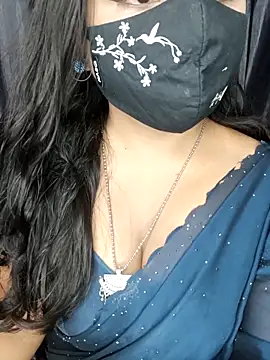 Snapshot of Tanvi-patil chatting on 06-14-26, 04:31 Tanvi-patil online show from 06-14-26, 04:31