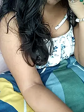 Snapshot of Tanvi-patil chatting on 07-06-26, 05:48 Tanvi-patil online show from 07-06-26, 05:48