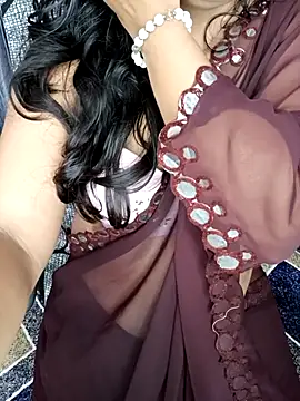 Snapshot of Tanvi-patil chatting on 07-08-26, 08:24 Tanvi-patil online show from 07-08-26, 08:24
