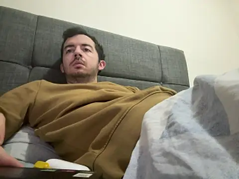 laynufff online show from 03-18-26, 04:48