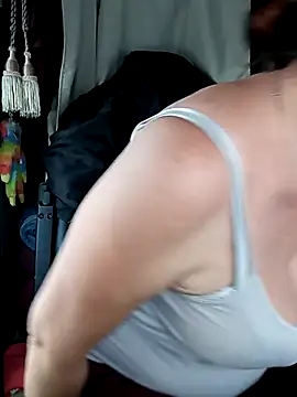 cuplubijoanna online show from 11-21-25, 07:40